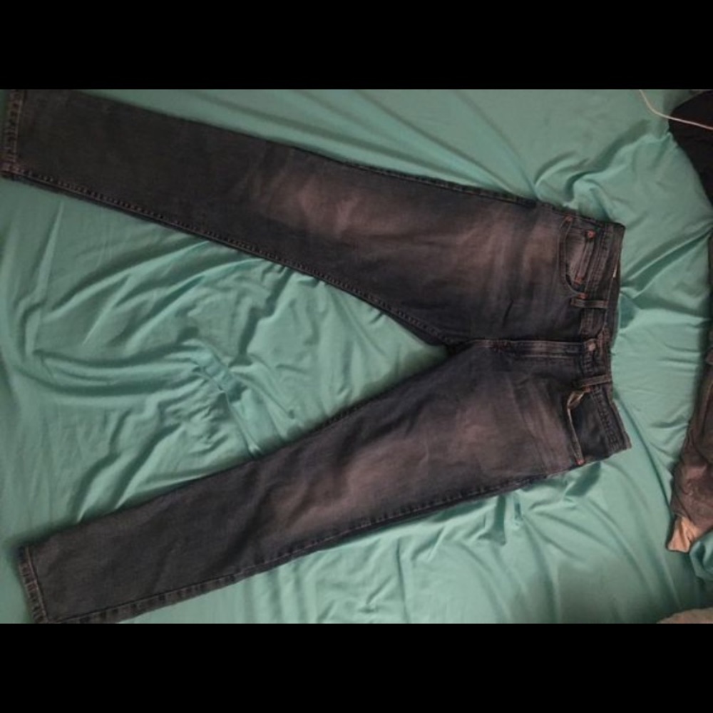 Levi jeans